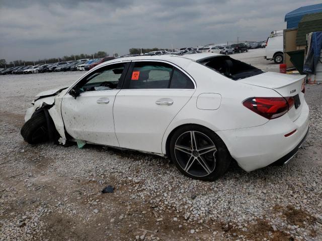 WDD3G4EB5KW015044 Mercedes-Benz A 220