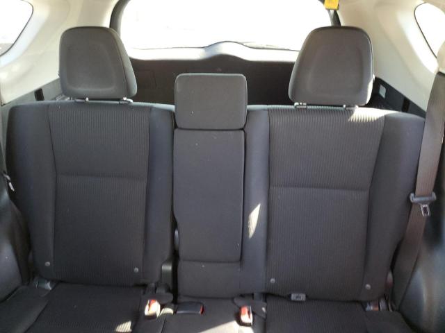 JTMZFREV8GJ069392 Toyota RAV4 LE