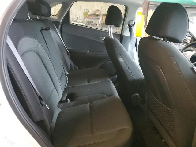 KM8K33AG4PU188985 Hyundai Kona Sel