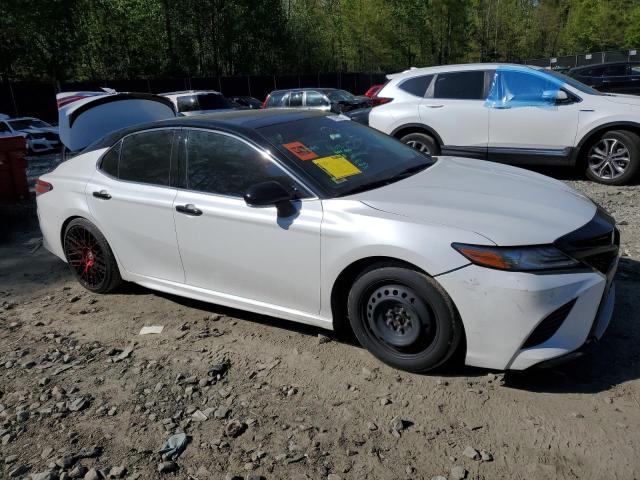4T1B61HK5JU010354 Toyota CAMRY XSE