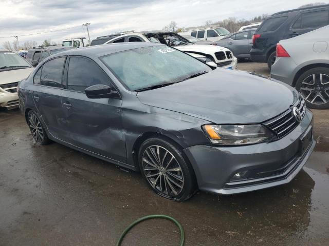 3VWD17AJ2GM330693 Volkswagen Jetta Sport