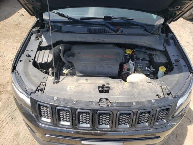 3C4NJDPB1JT436031 Jeep COMPASS LA