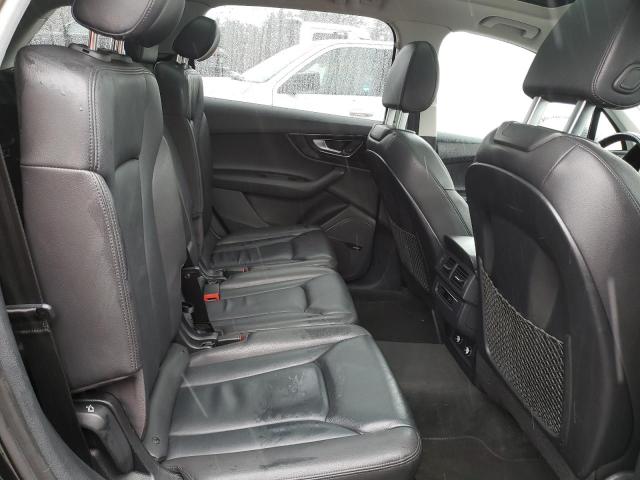 WA1LAAF74JD033396 Audi Q7 Premium Plus