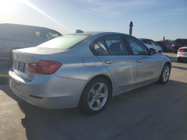 WBA3A5C5XFF609811 BMW 328 I