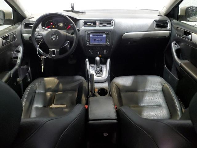3VWD17AJ2EM336880 Volkswagen JETTA SE