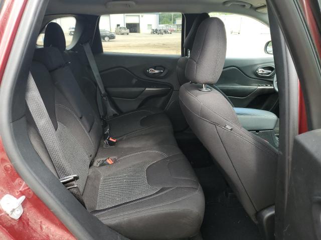 1C4PJLCB2KD406352 Jeep Cherokee Latitude