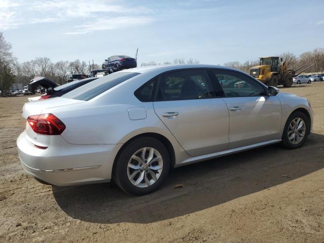 1VWAA7A30JC042619 Volkswagen PASSAT S