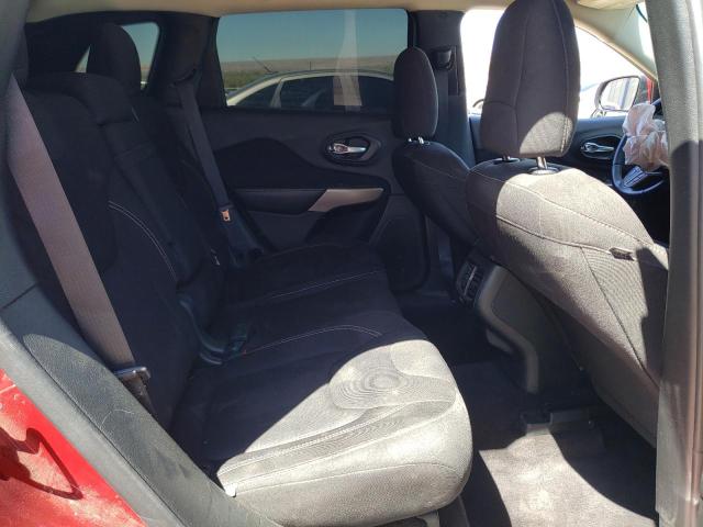 1C4PJLCB4HW668919 Jeep Cherokee Latitude