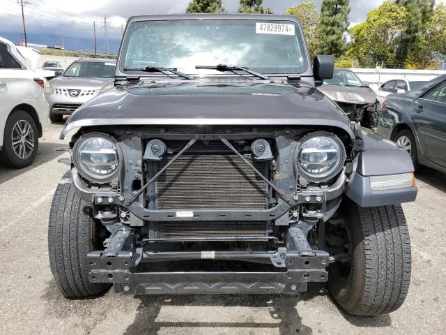 1C4HJXEN2LW217063 Jeep Wrangler Unlimited Sahara
