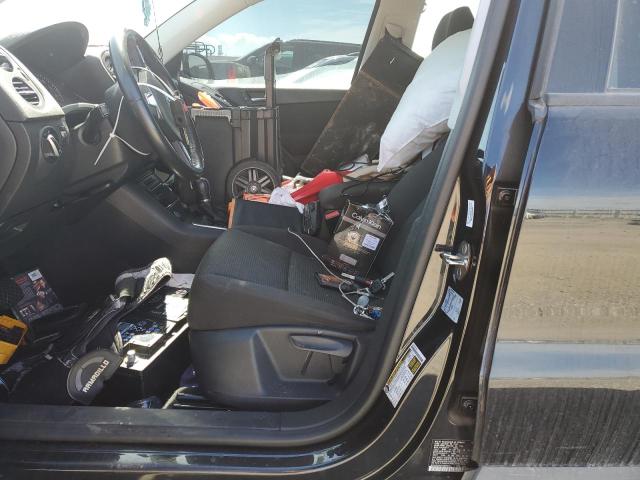 WVGAV7AX0HK049432 Volkswagen TIGUAN S