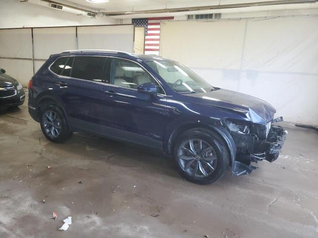 3VV2B7AX0NM129384 Volkswagen TIGUAN SE