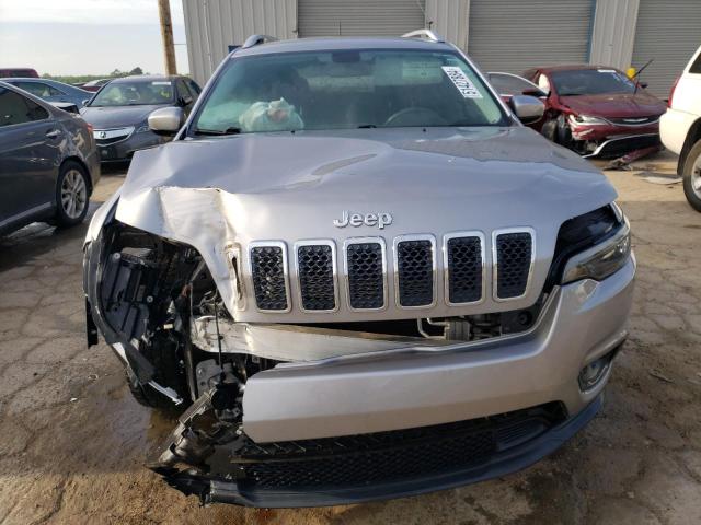 1C4PJLCB6KD327105 Jeep Cherokee Latitude
