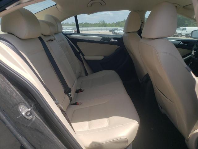 3VWDB7AJ9JM206148 Volkswagen JETTA SE
