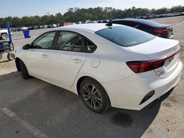 3KPF24AD9RE728966 KIA FORTE LX