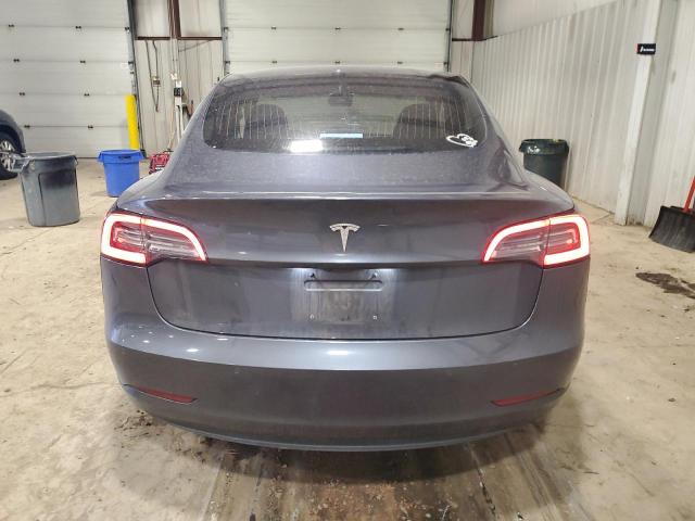 5YJ3E1EA8JF153556 Tesla MODEL 3