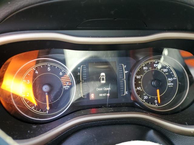 1C4PJLCB4JD587324 Jeep Cherokee Latitude