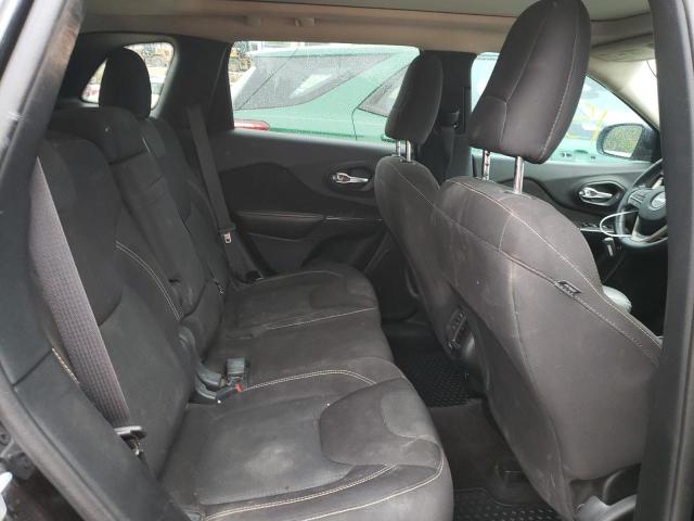 1C4PJMCS5GW225733 Jeep Cherokee Latitude
