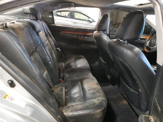 JTHBW1GGXE2047630 Lexus ES 300H