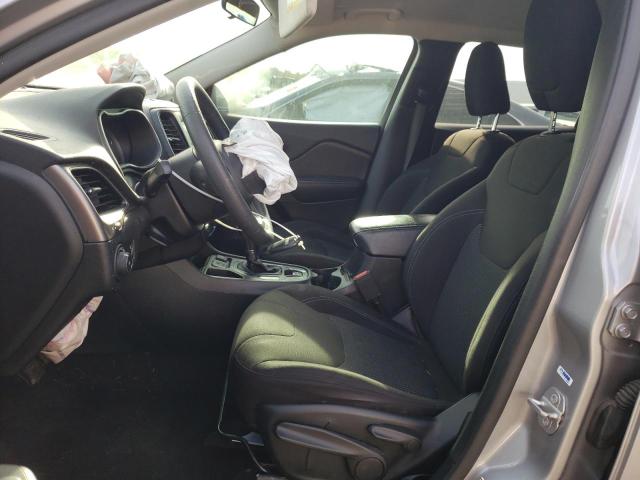 1C4PJLCB6KD327105 Jeep Cherokee Latitude