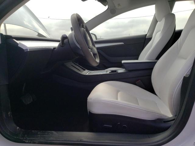 5YJ3E1EB2NF239444 Tesla 2022