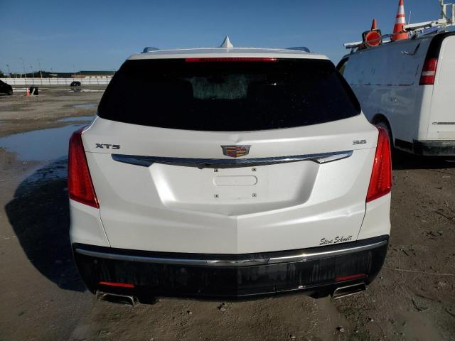1GYKNCRS8HZ165943 Cadillac Xt5 Premium Luxury