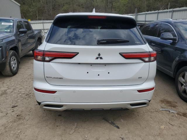 JA4J4VA88RZ015780 Mitsubishi Outlander Se