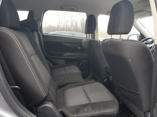 JA4AZ3A39HZ031060 Mitsubishi Outlander Se