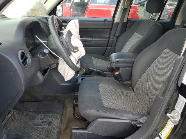 1C4NJPBB9GD716702 Jeep Patriot Sport