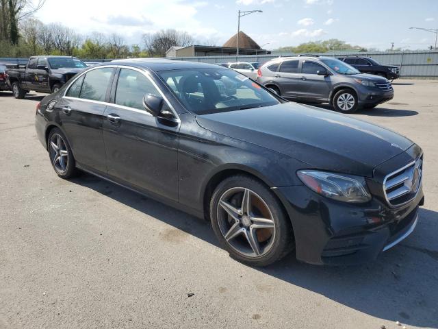WDDZF4KB8HA069722 Mercedes-Benz E 300 4matic