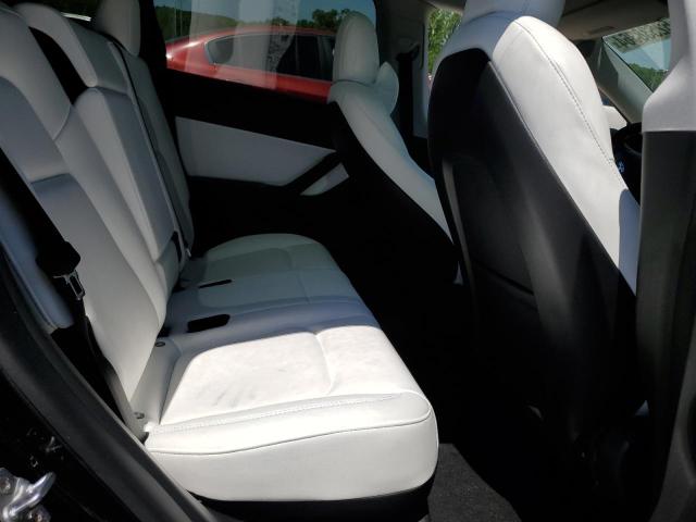 7SAYGDEF2NF326834 Tesla Model Y