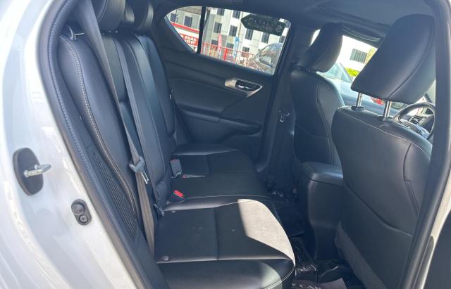 JTHKD5BH9H2292002 Lexus CT 200