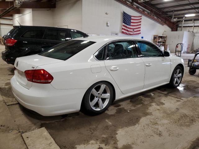 1VWAT7A3XEC037718 Volkswagen PASSAT S