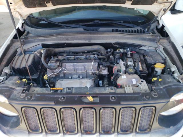 ZACCJBBBXHPG00289 Jeep Renegade Latitude