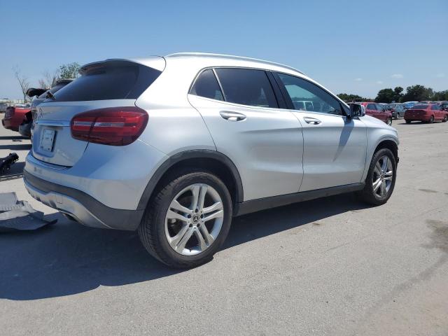 WDCTG4EBXKU005416 Mercedes-Benz GLA 250