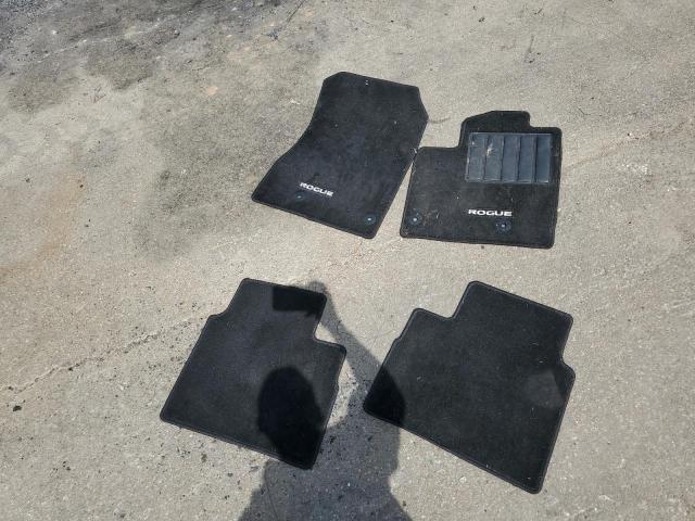 5N1BT3CA3PC920425 Nissan Rogue Sl