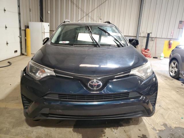 JTMBFREV2HJ702987 Toyota RAV4 LE