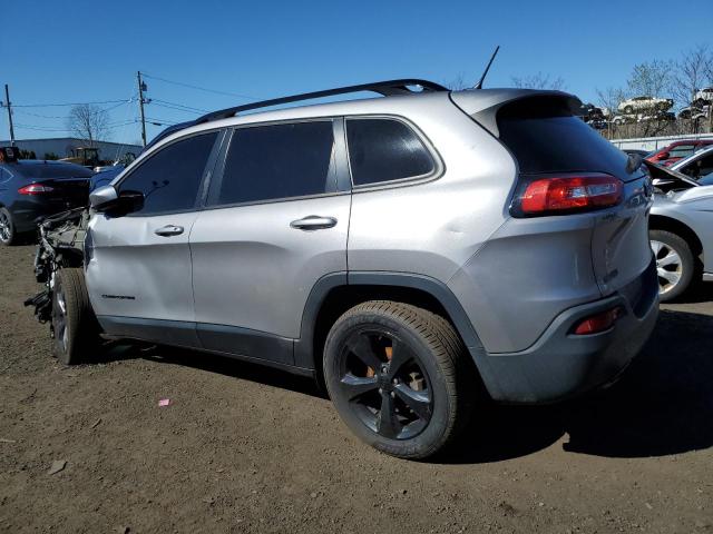 1C4PJLCB4JD587324 Jeep Cherokee Latitude