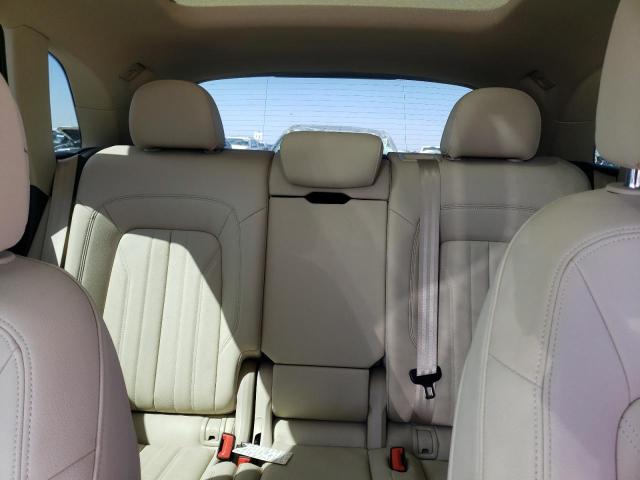 WA1BNAFY6J2128482 Audi Q5 Premium Plus