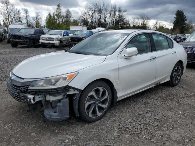 Auction sale of the 2017 Honda Accord Exl, vin: 1HGCR3F04HA005401, lot number: 48839184