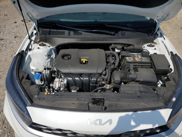 3KPF24AD1PE688623 KIA FORTE LX
