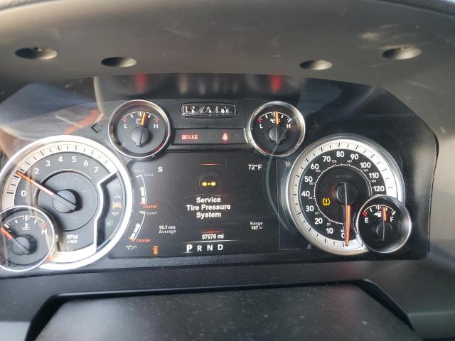 1C6RR7NT2JS110912 RAM 1500 Laie