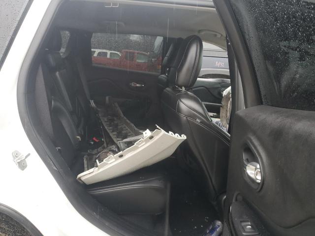 1C4PJMLB2KD414960 Jeep Cherokee Latitude Plus