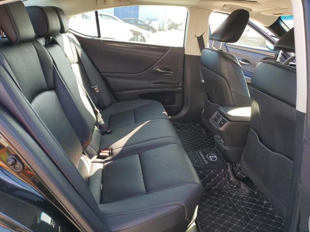 58ACA1C16MU006277 Lexus Es 300h Base