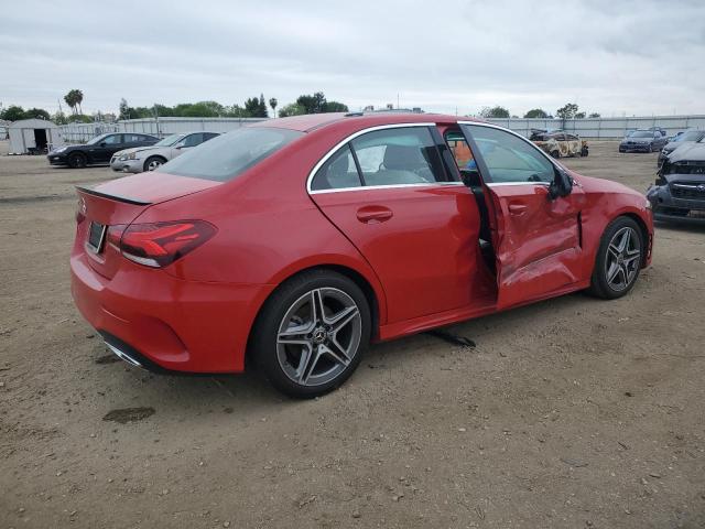 WDD3G4EB7KW031021 Mercedes-Benz A 220