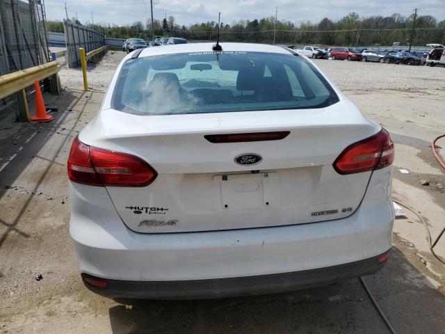 1FADP3F24GL213569 Ford FOCUS SE