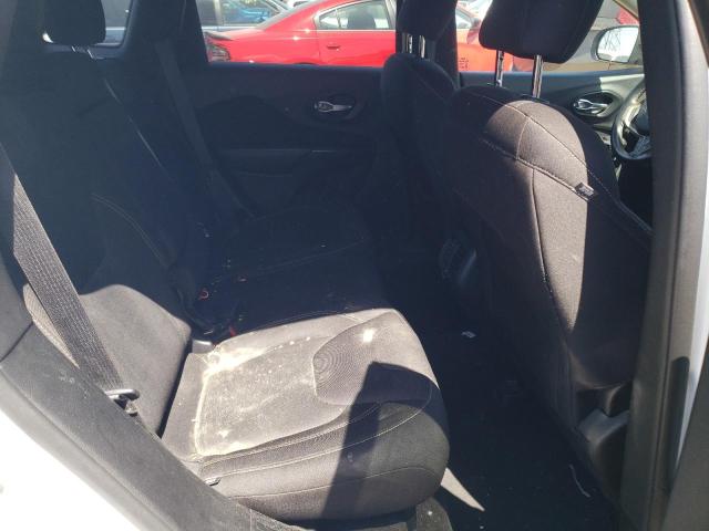 1C4PJLCB6FW676811 Jeep Cherokee Latitude