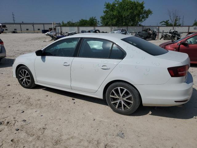 3VWD67AJ1GM262680 Volkswagen JETTA SE