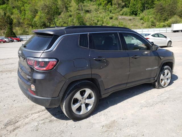 3C4NJDBB7JT393606 Jeep Compass Latitude