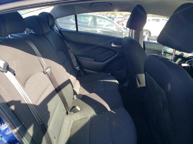 3KPFK4A72JE218358 KIA FORTE LX