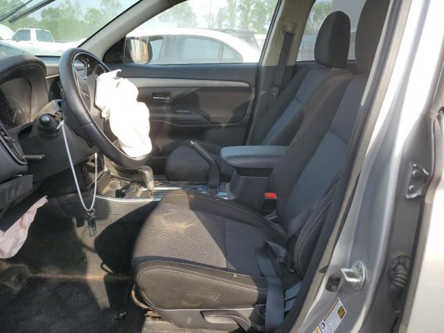 JA4AD3A38JZ011838 Mitsubishi Outlander Se